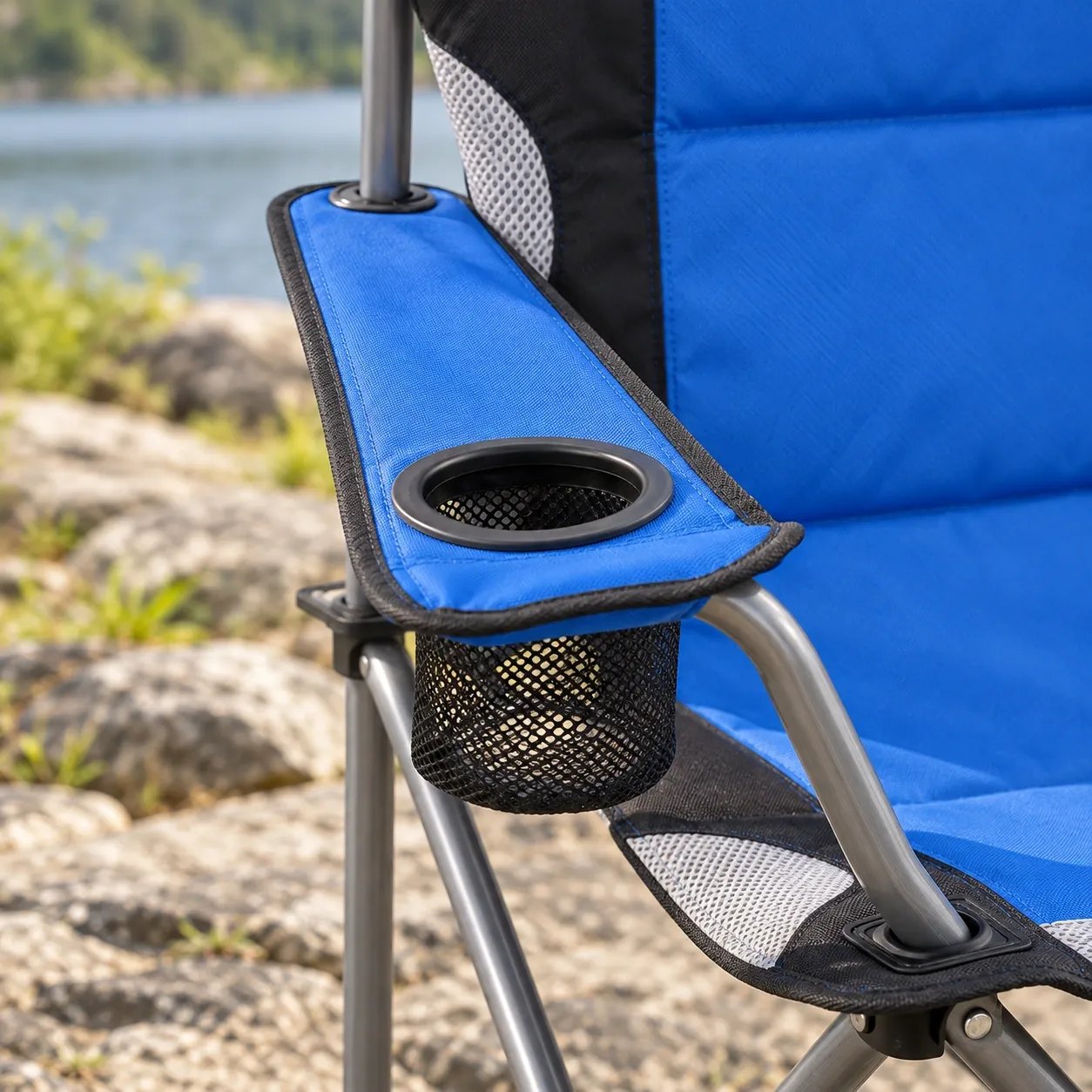 Griffin High-Back Fishing Chair - Cup holder and armrest construction